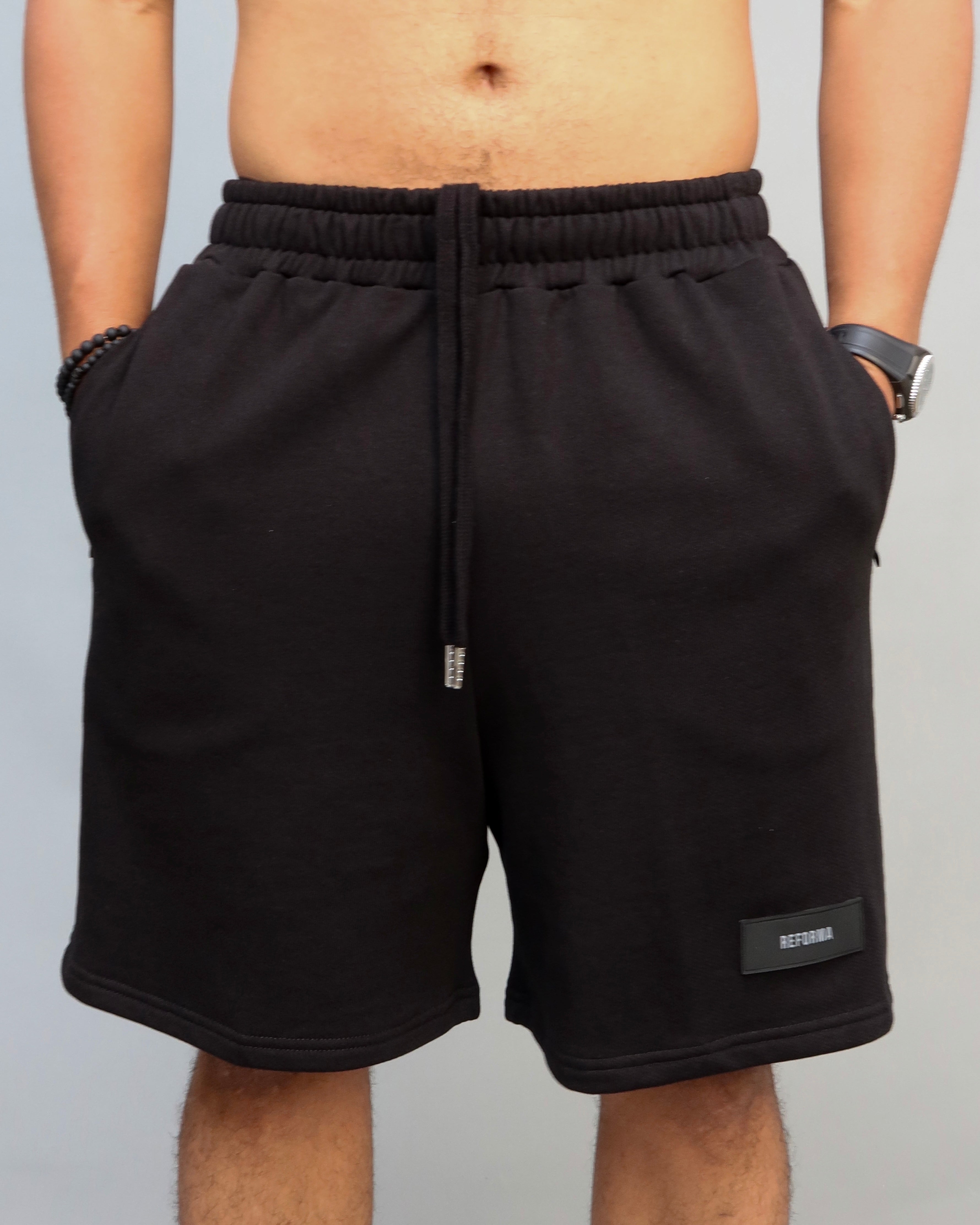Short Fit Regular Branded