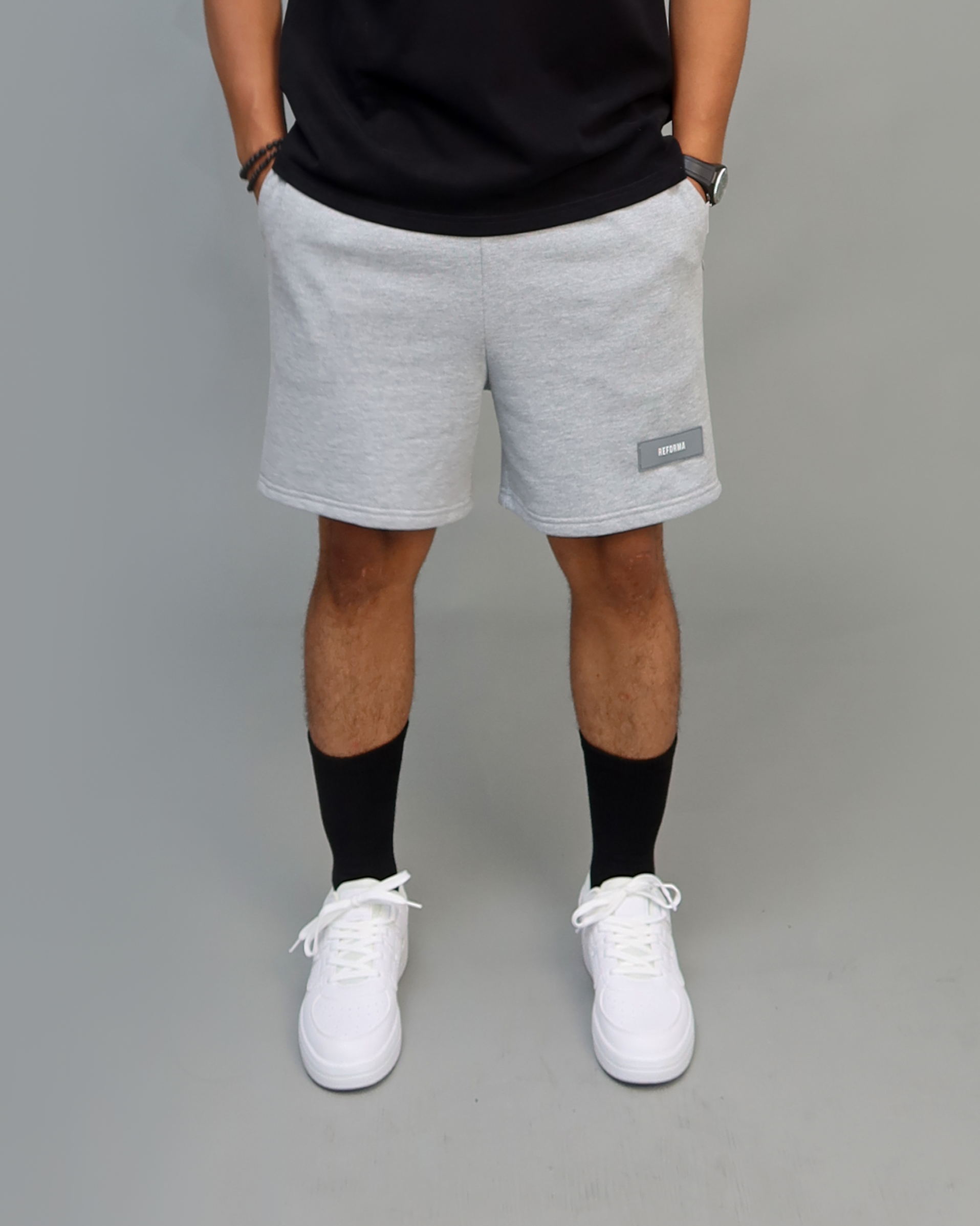 Short Fit Regular Branded