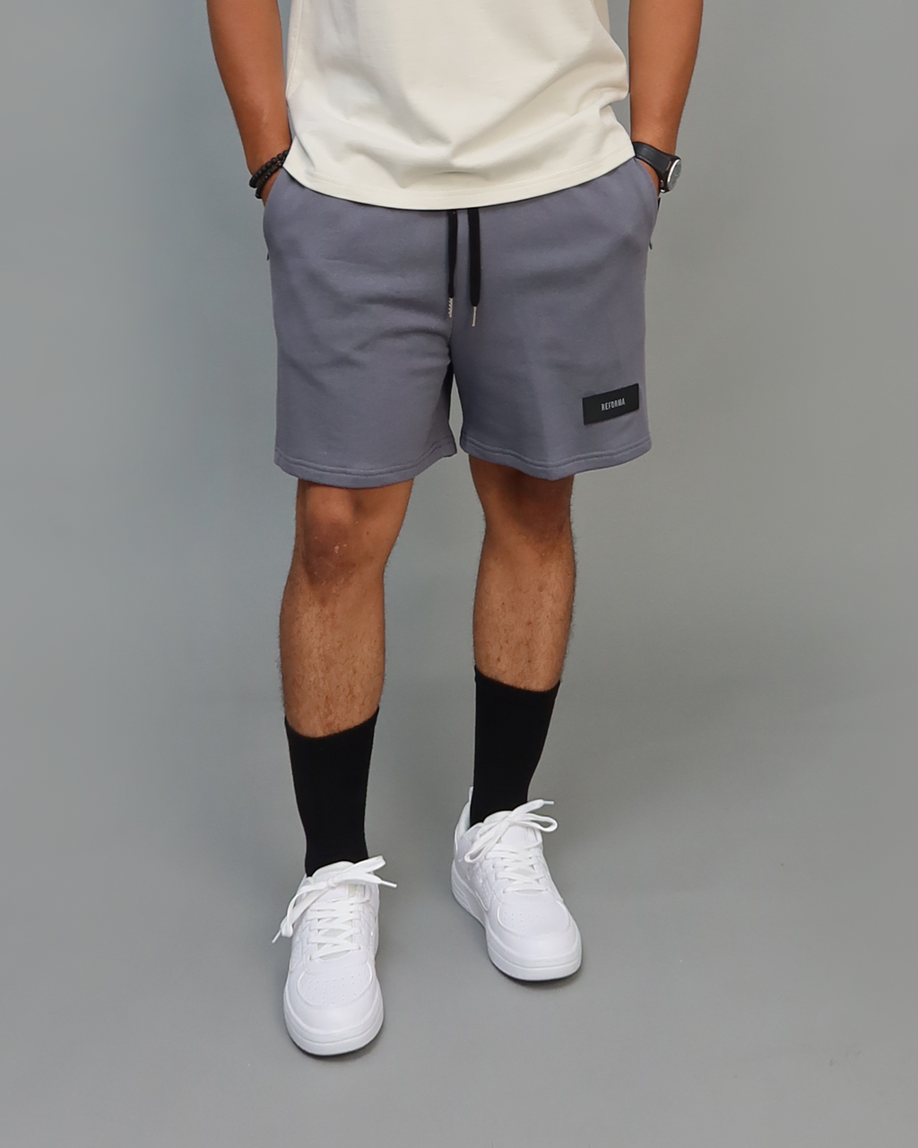 Short Fit Regular Branded